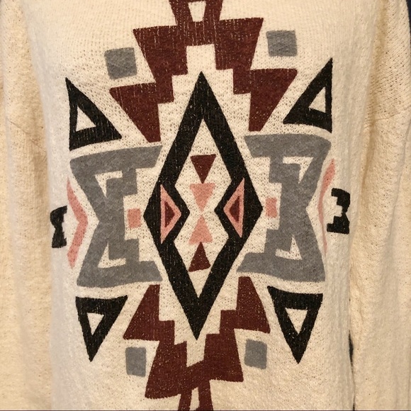 Forever 21 soft cream knit top - Picture 5 of 11